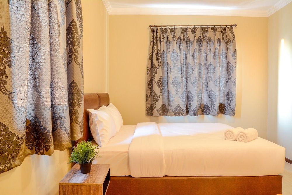 3 Bedrooms Apartment Grand Palace Kemayoran by Travelio 3