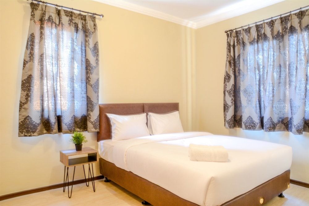 3 Bedrooms Apartment Grand Palace Kemayoran by Travelio -1 estrellas en Jakarta
