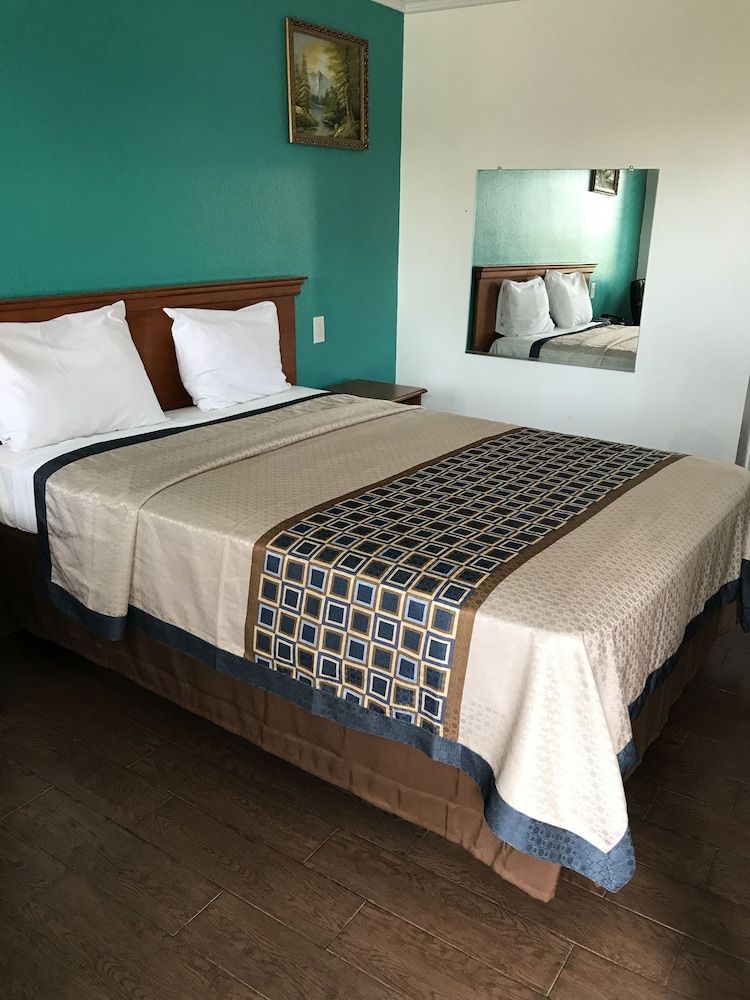 Scottish Inns Long Beach 2