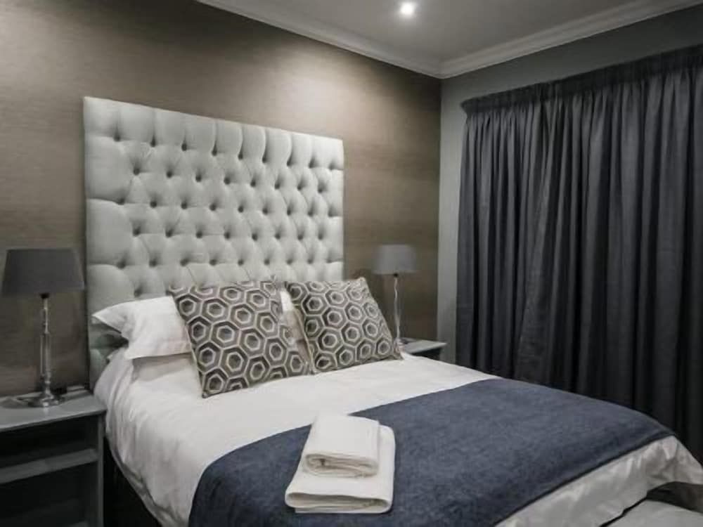 The Royal Guest House 3