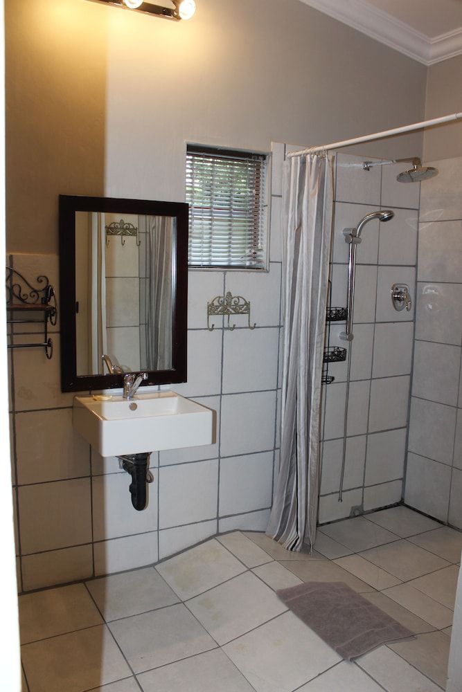 Cottonwood Guesthouse 3
