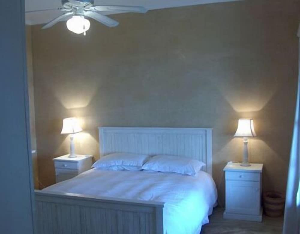 Rocky Pools Bettys Bay 3