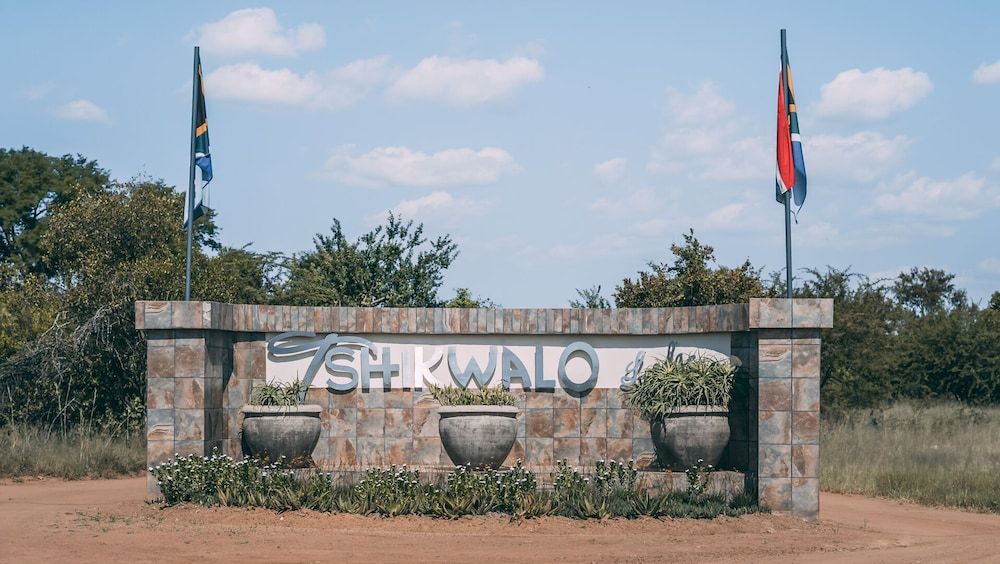 Tshikwalo Game Lodge