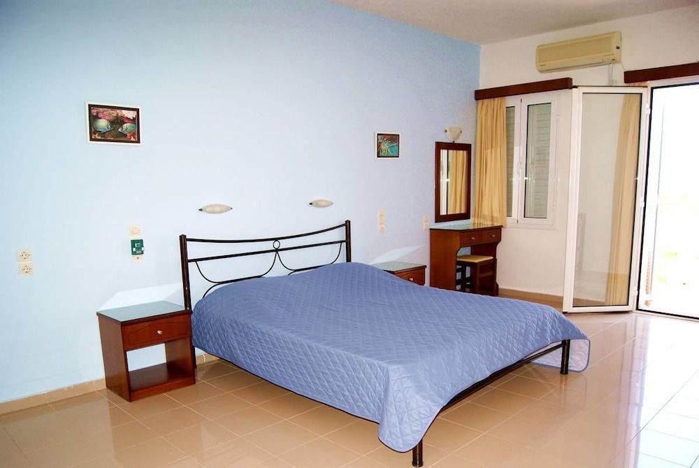 Nautica Hotel Apartments 3