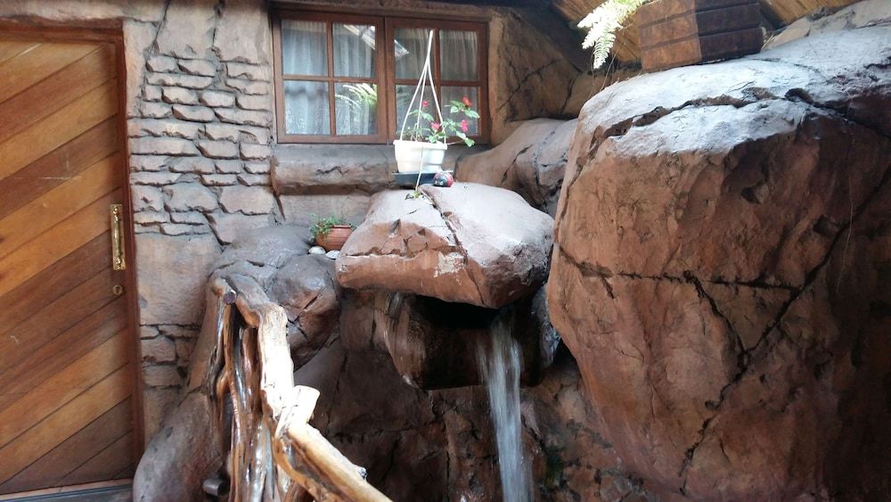 Pride Rock Accommodation 2