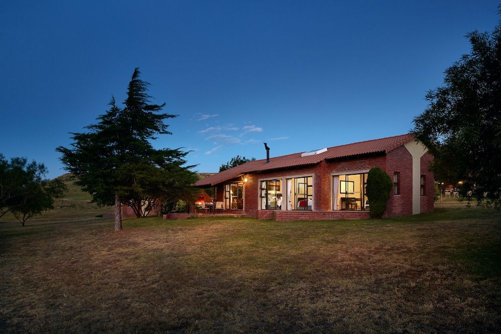 First Group Qwantani 3