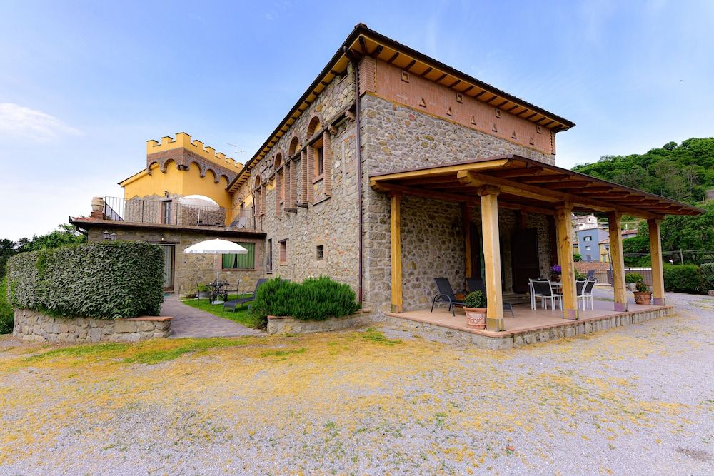 Agriturismo Castello delle Fornaci 1