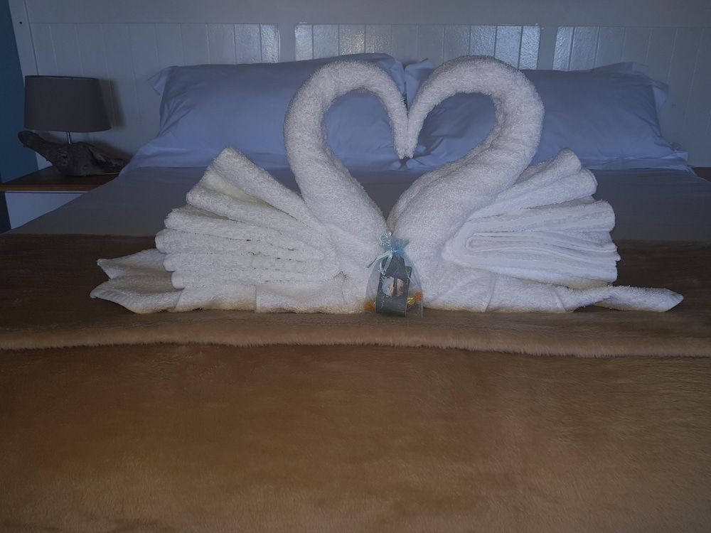 Pili Pili Beach Cabanas 2