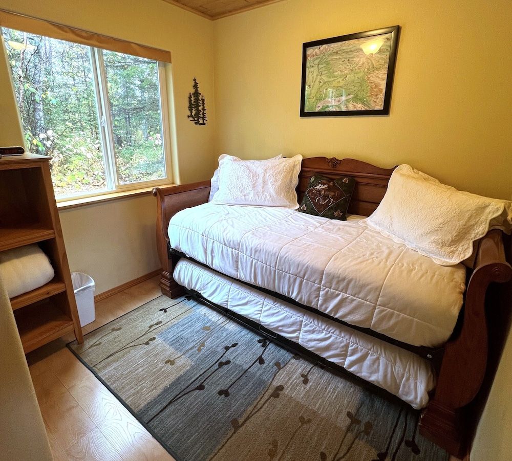 Alaska Adventure Unlimited Chalets 2