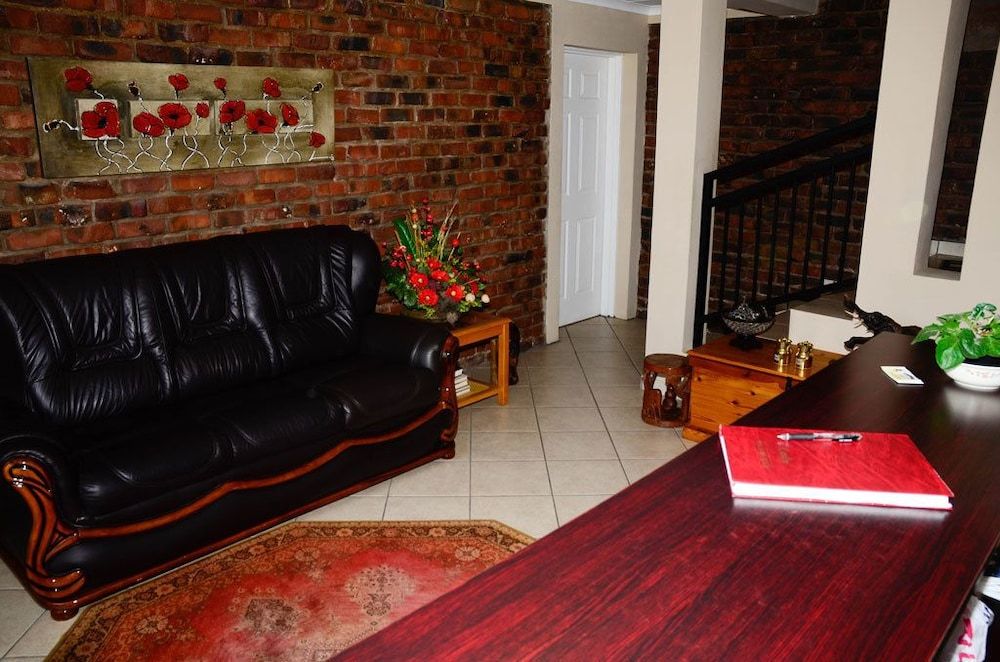 Tsessebe Guesthouse 2