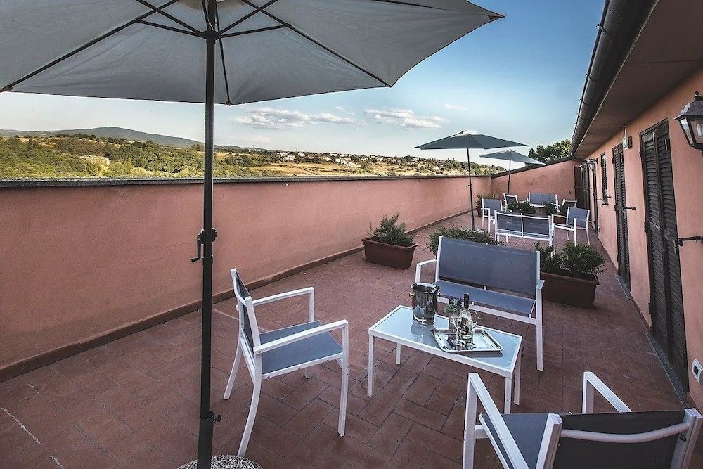 Country Resort Al Poggio dei Papi 2