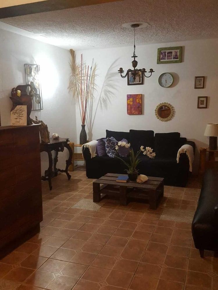 RafJam Bed & Breakfast 3