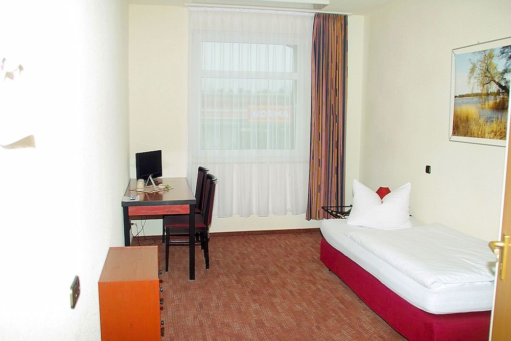 Keramik Hotel Rheinsberg 3