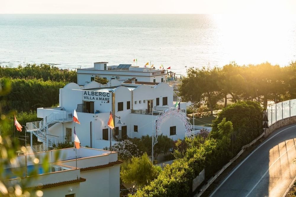 Albergo Villa a Mare 3 estrellas en Peschici