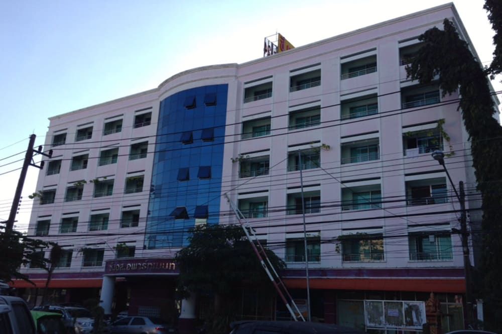 C.S. Apartment Hat Yai 2 estrellas en Hat Yai