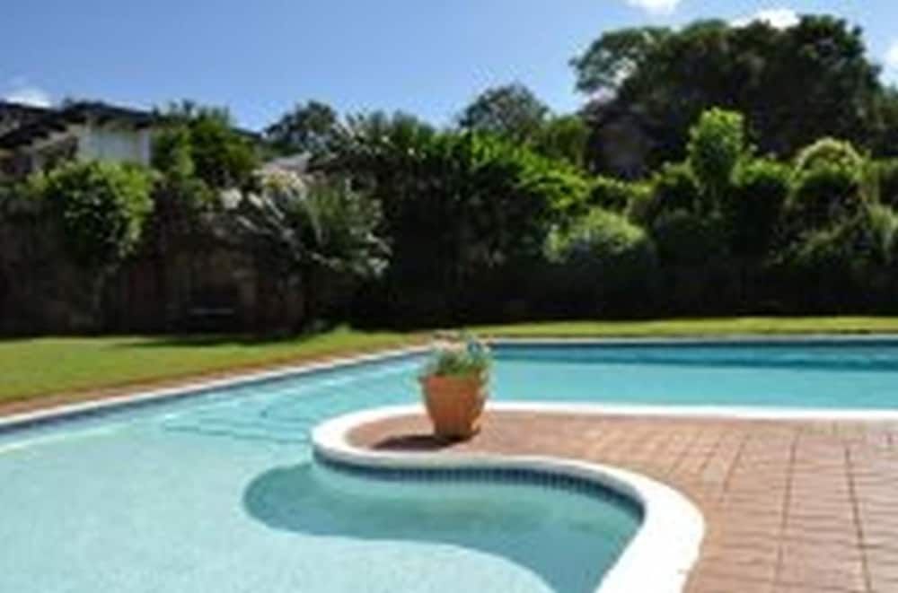 Plumbago Guest House