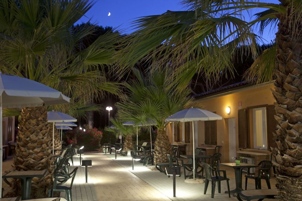 Hotel Le Palme 3 estrelas em Albinia