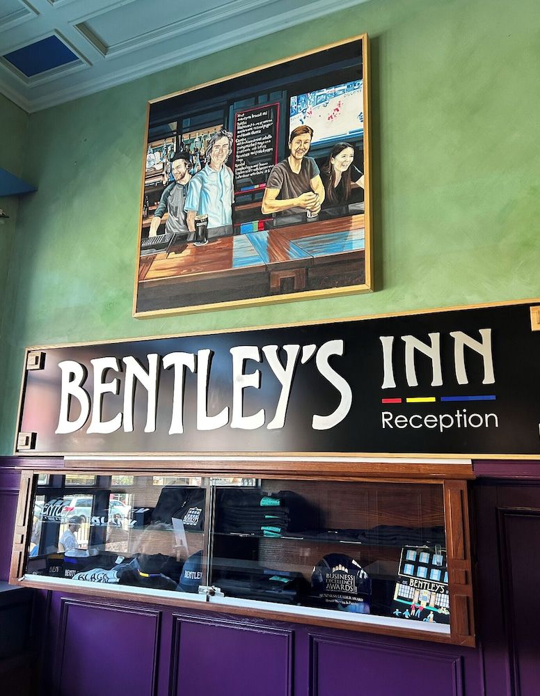 Bentley's Inn 2