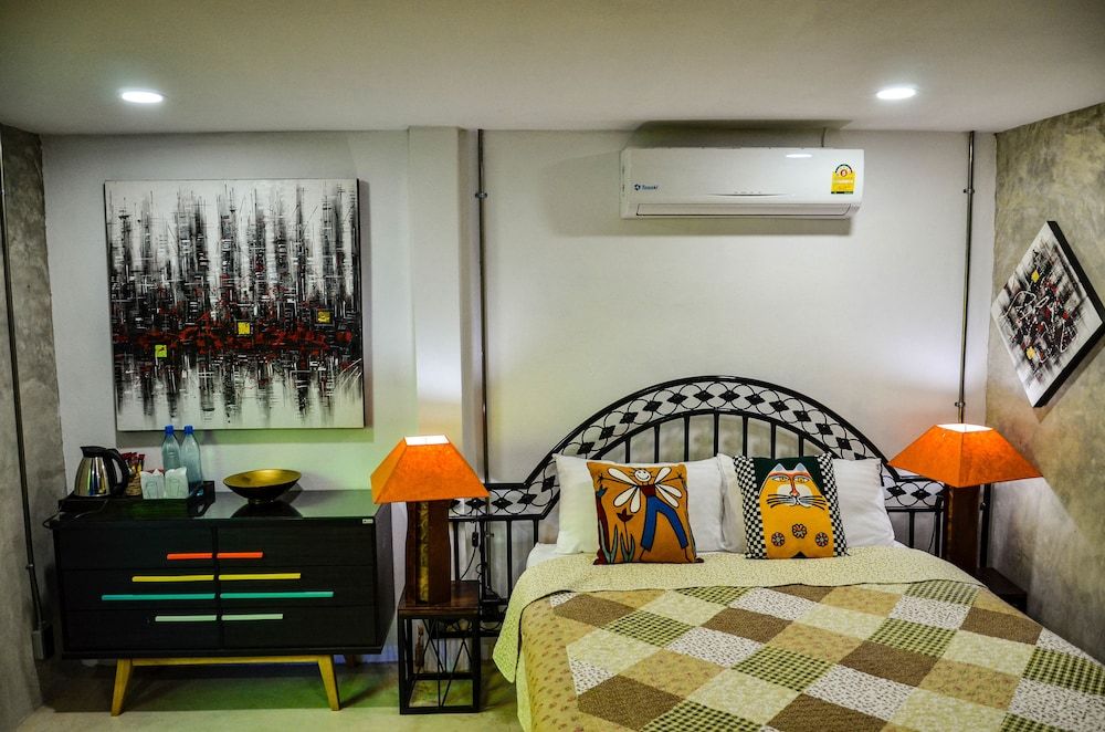 Rice Barn and Rooms 2