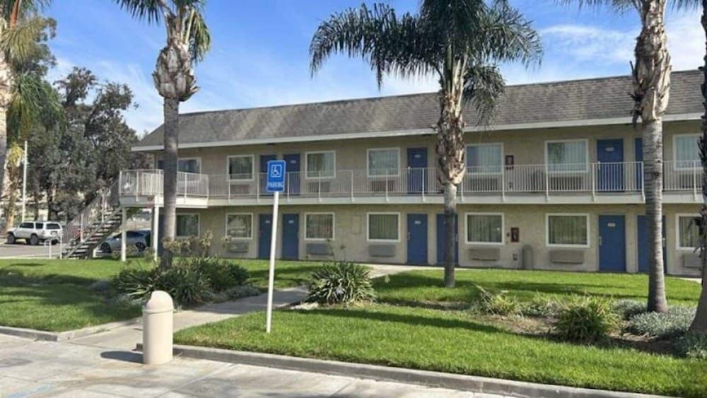 Studio 6 Suites - Riverside, Ca 2 estrelas em Riverside