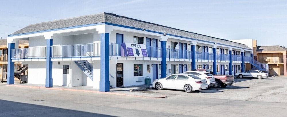 Nights Stay Hotel -1 estrellas en Tulsa