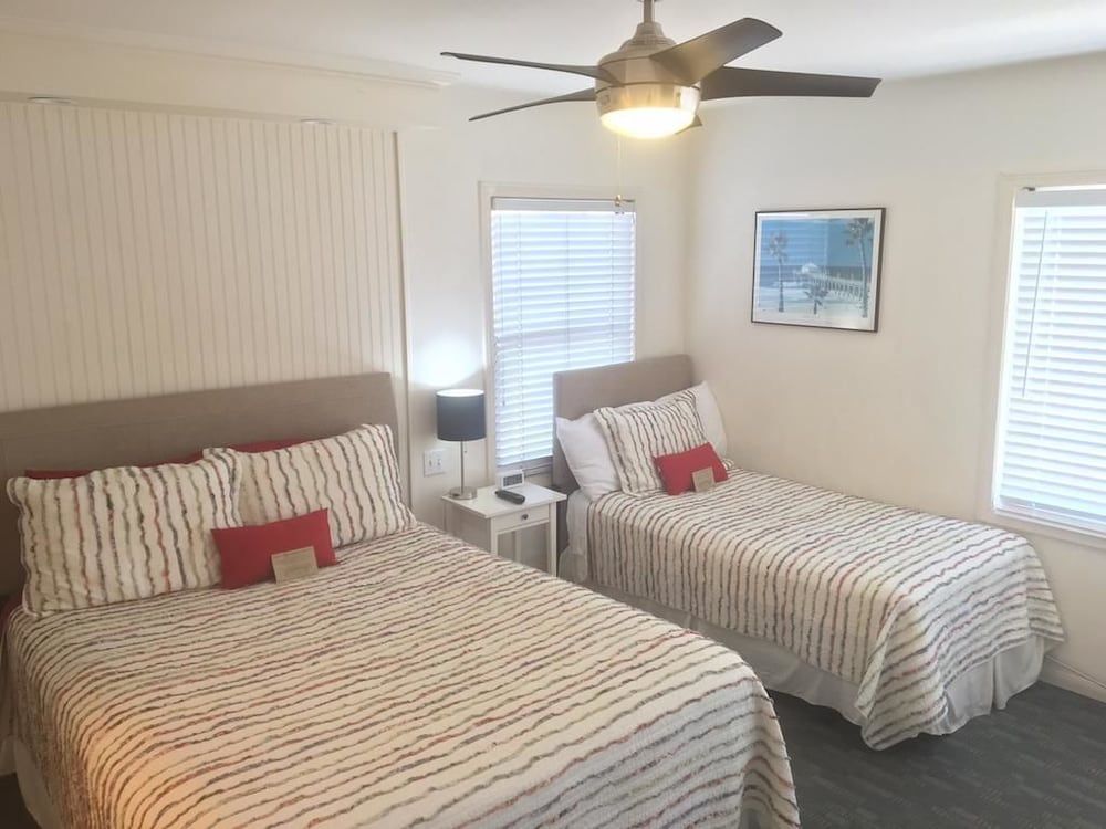 Sea View Inn at the Beach 3