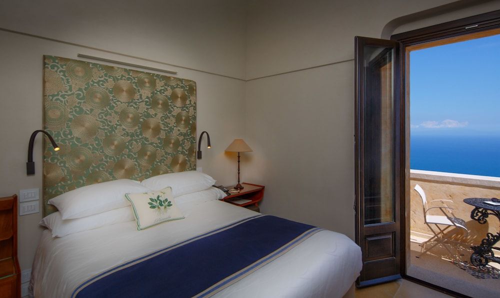 Monastero Santa Rosa Hotel & Spa 2