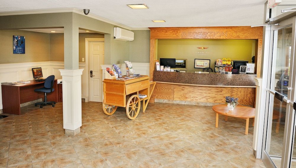 Slemon Park Hotel & Conference Centre 3