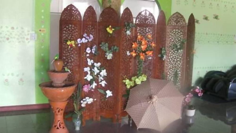 Suandarbporn Resort Mae Sot 2