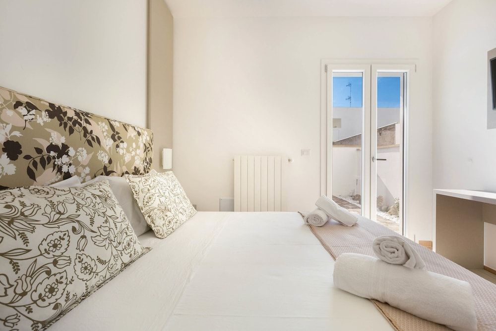 Absolute Suite Apartments 3