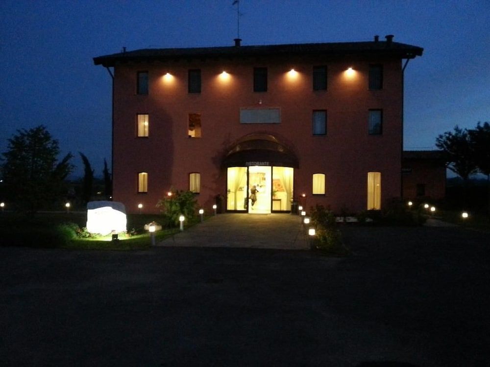 Hotel La Vecchia Reggio 3 estrellas en Reggio Emilia