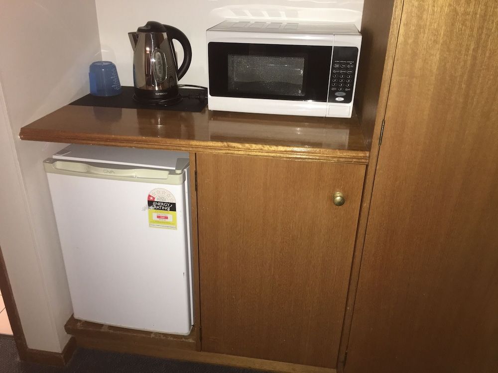 Golden Chain Aalana Motor Inn 2