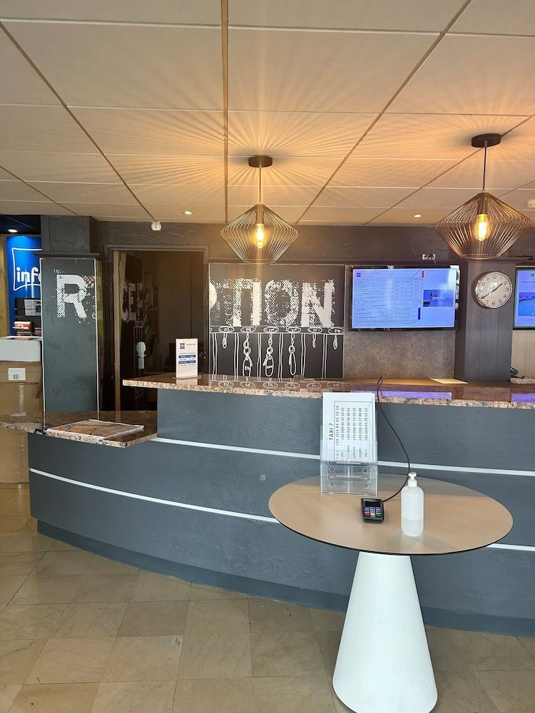 ibis budget Arles Palais des Congrès 2