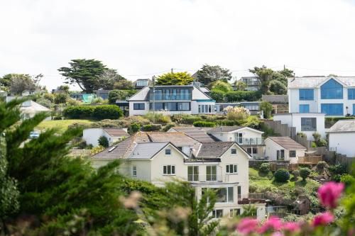 Blue Bay Beach House 2