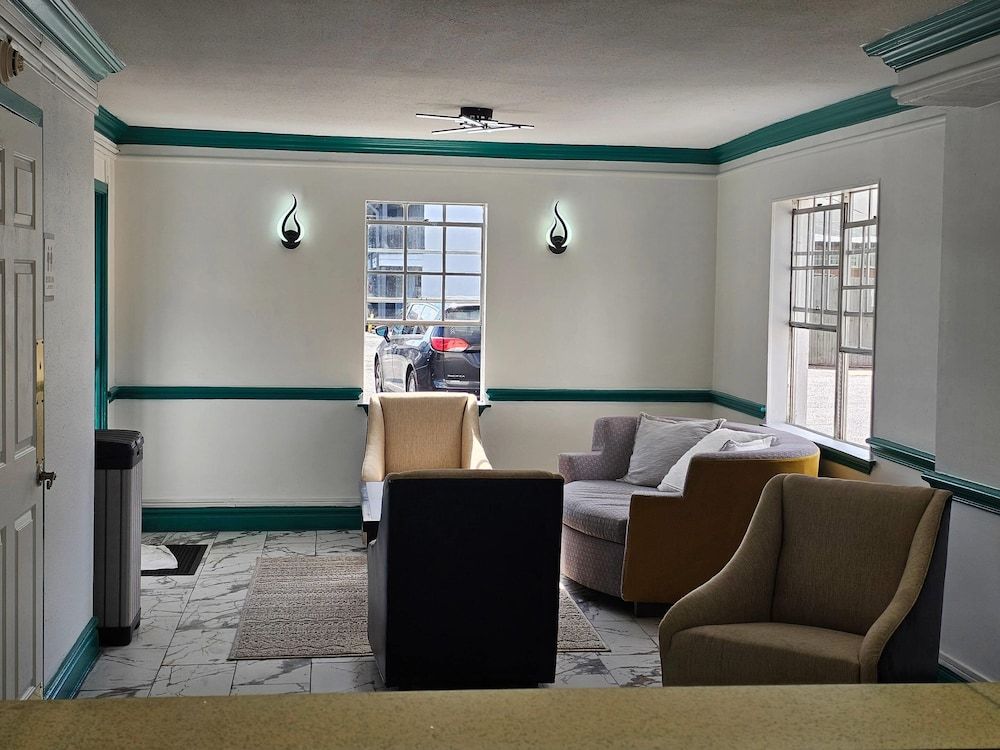 Quality Inn & Suites 3