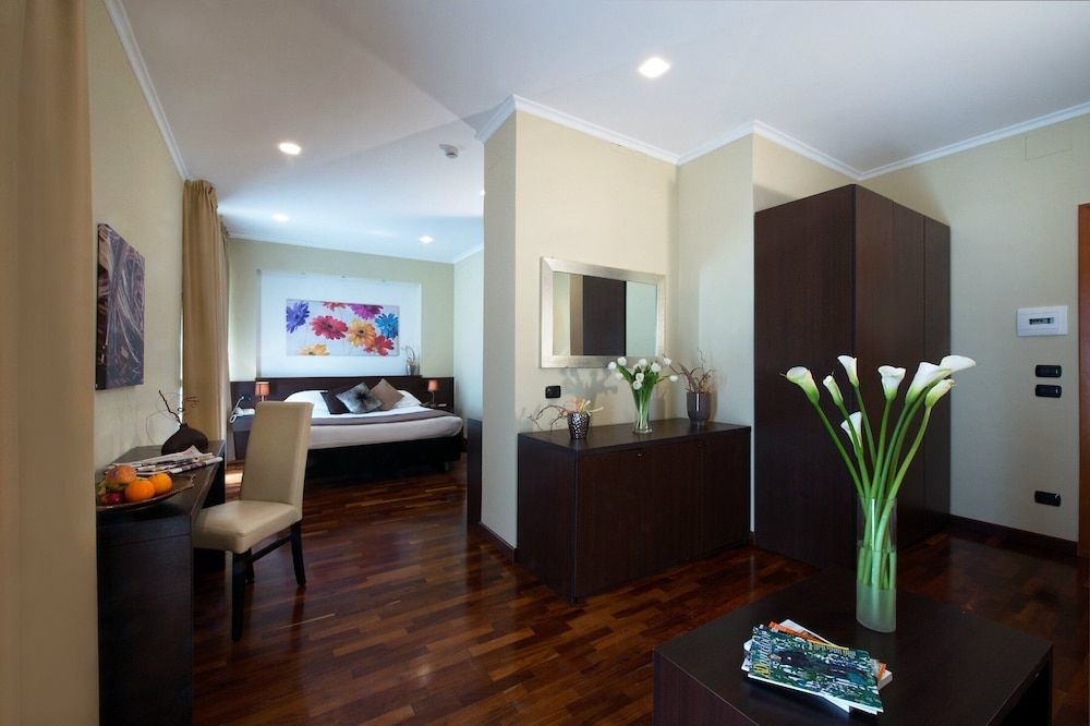 HOTEL GARDEN 3 estrelas em Latina