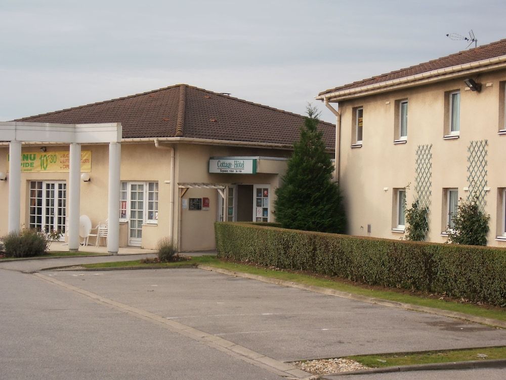 Logis Cottage Hotel Calais 3 estrelas em Calais