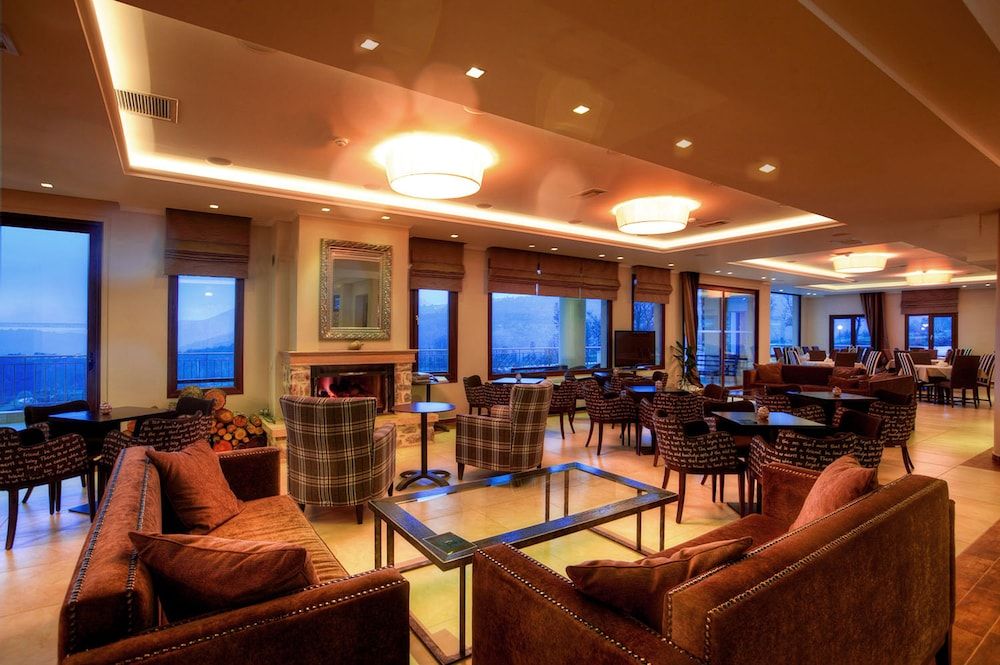 Enastron View Hotel 3