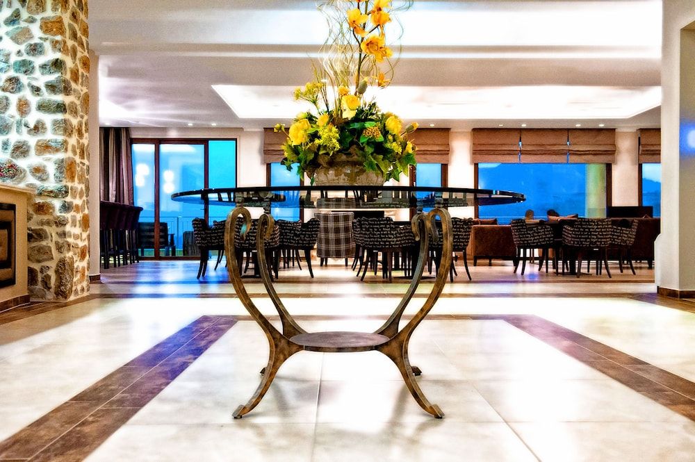 Enastron View Hotel 2