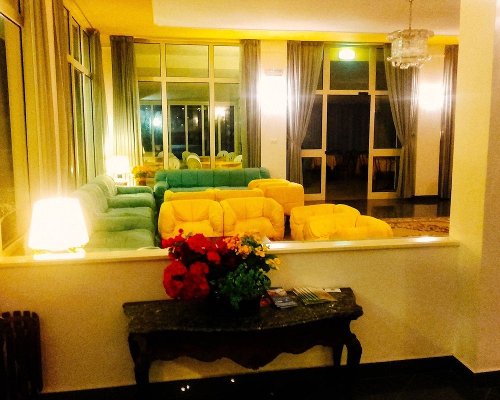 Hotel Caesar (Bed and Breakfast) 2