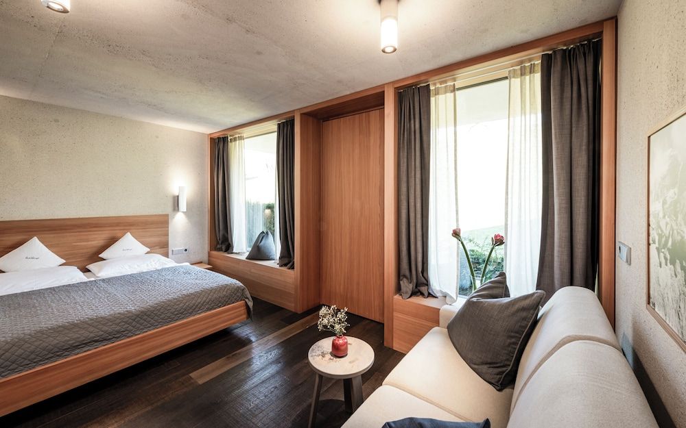 La Paula Apartments & Suites 2