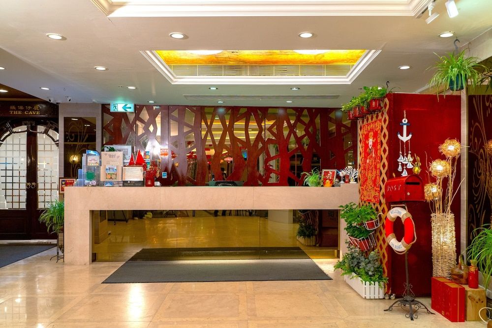 Warwick Hotel 2