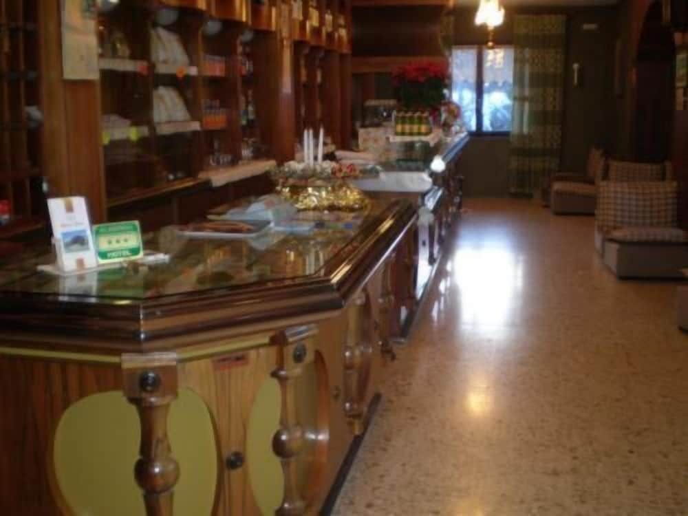 Hotel Residence La Rosa 2