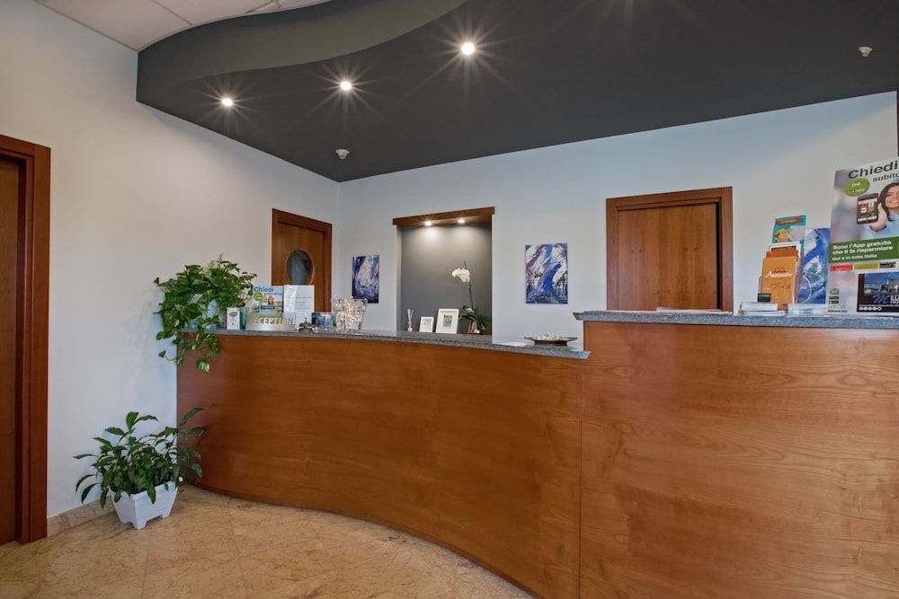 Medea 3 étoiles à Alba