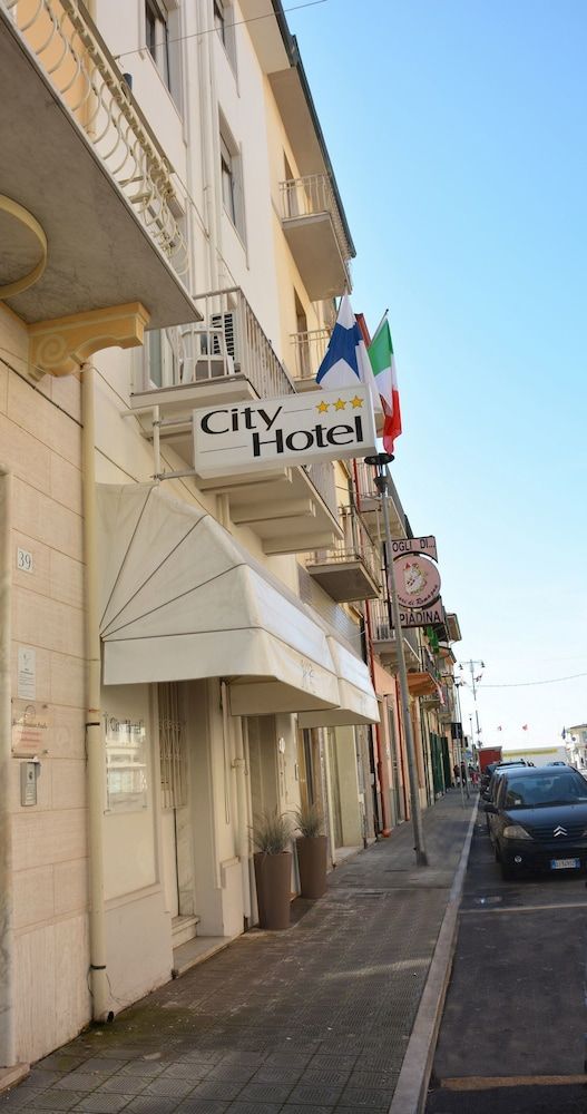 City Hotel 3 stelle a Viareggio