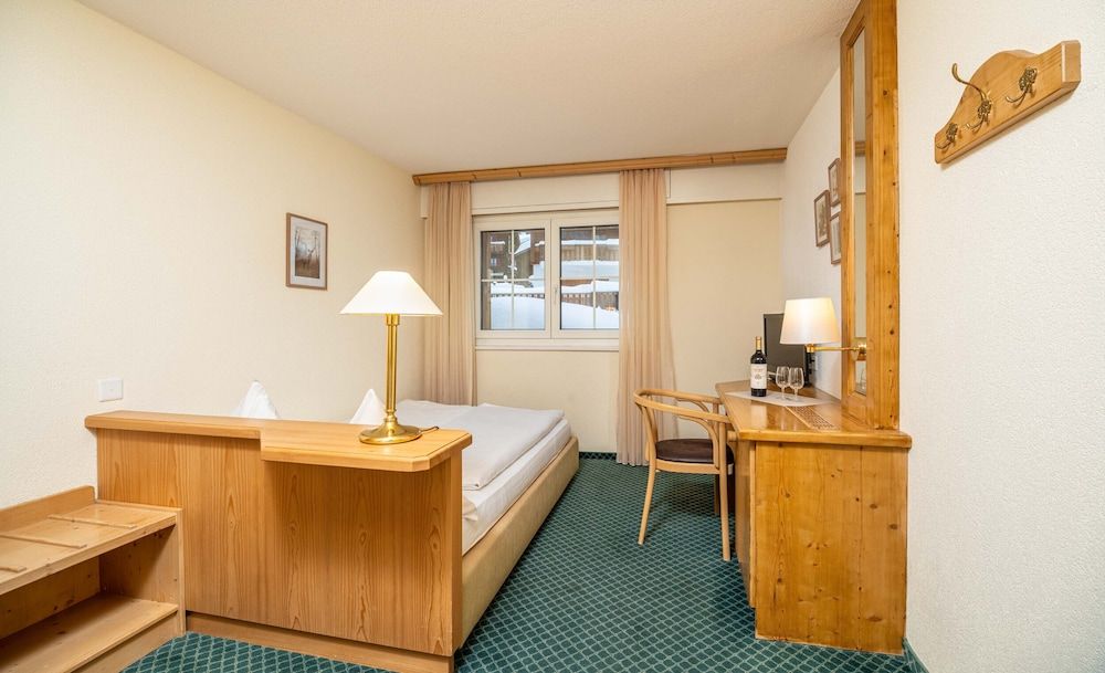 Grichting Hotel & Serviced Apartments 3