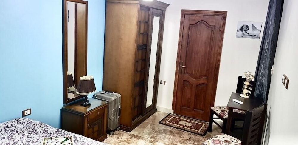 Sphinx Palace Guest House 3