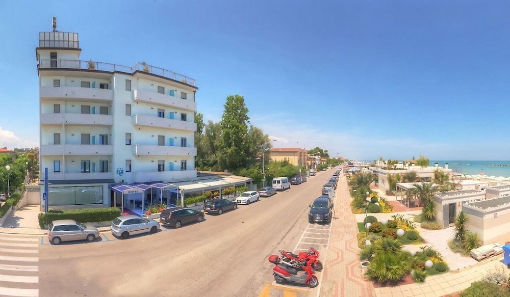 Il Caminetto 4 estrelas em Porto San Giorgio