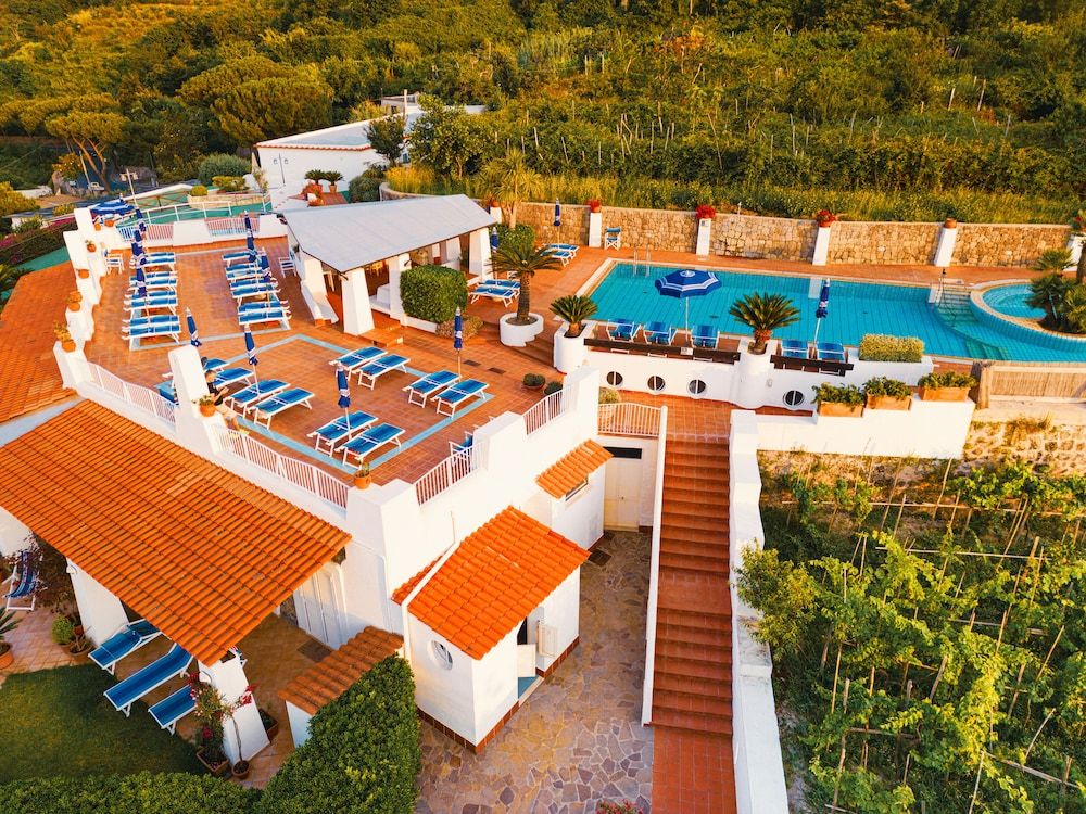 Poggio Aragosta Hotel & Spa 1