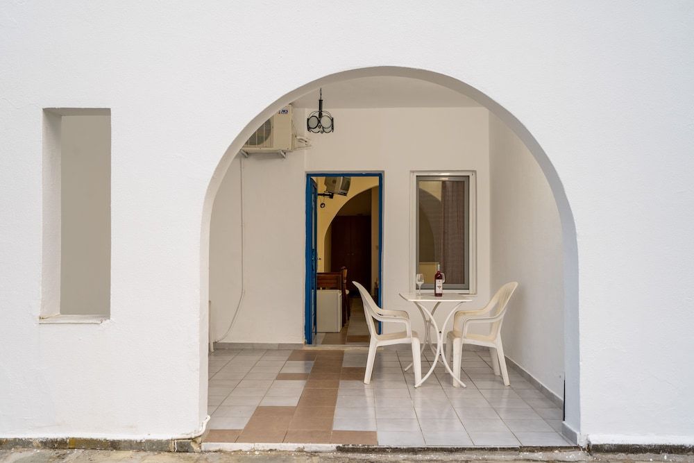 Theo Bungalows Kriopigi 2